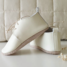 Cargar imagen en el visor de la galería, THE CEREMONY OXFORDS