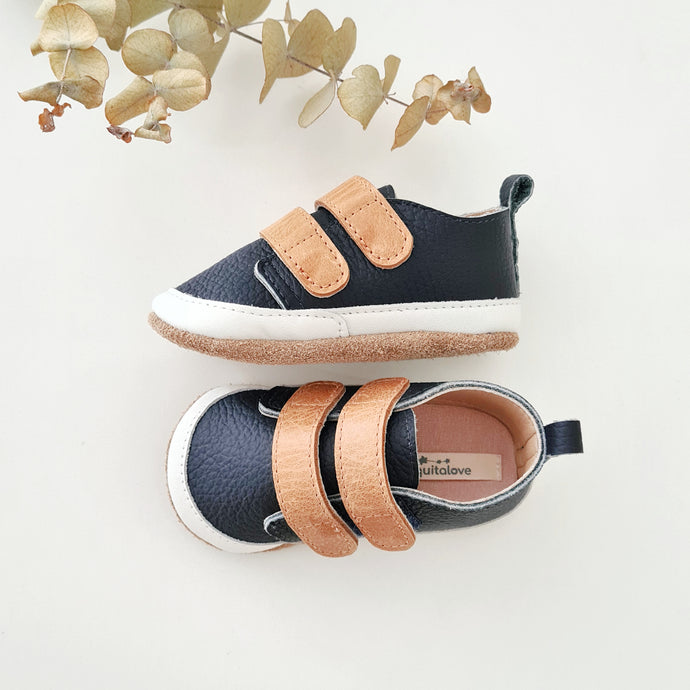 THE LOW-TOP SNEAKERS - AZUL y SUELA 6-9m / 12cm / 18EU / 17BR