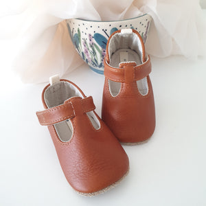 THE VINTAGE T-STRAPS - CARAMELO SOFT